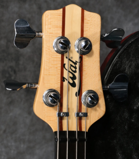 W2575.headstock-front.jpg