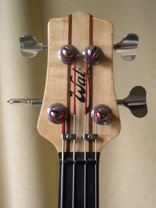 W2685.headstock-front.jpg