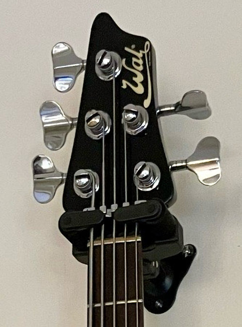 W2706.headstock-front.jpg