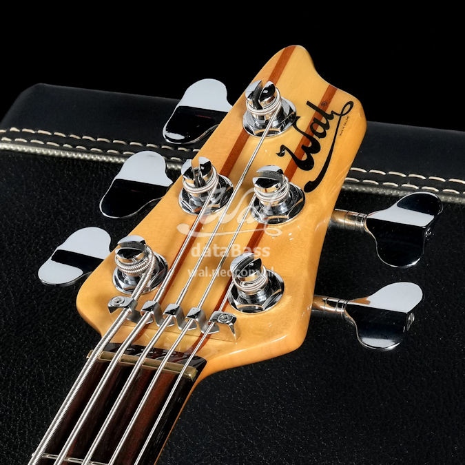 W3212.headstock-front.jpg