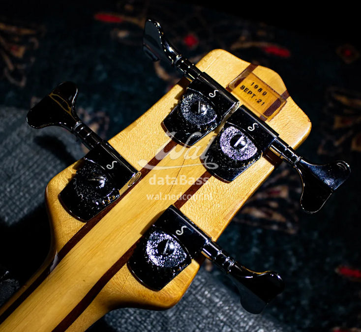 W3273.headstock-rear.jpg